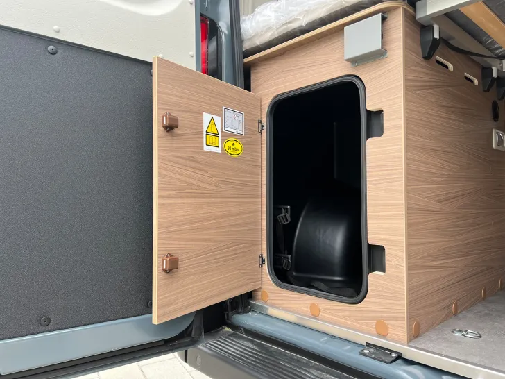 Fahrzeugbild Pössl D-Line 2Win R S Plus #13