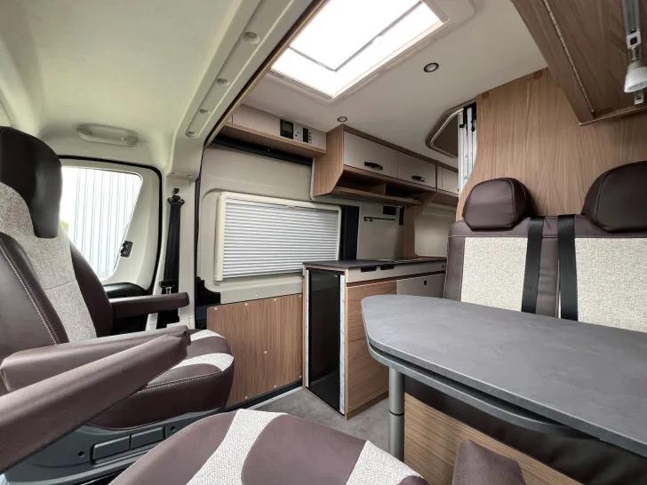 Fahrzeugbild Pössl D-Line 2Win R S Plus #36