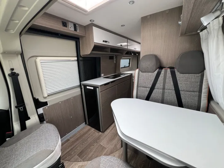 Fahrzeugbild Pössl D-Line 2Win S Plus #36