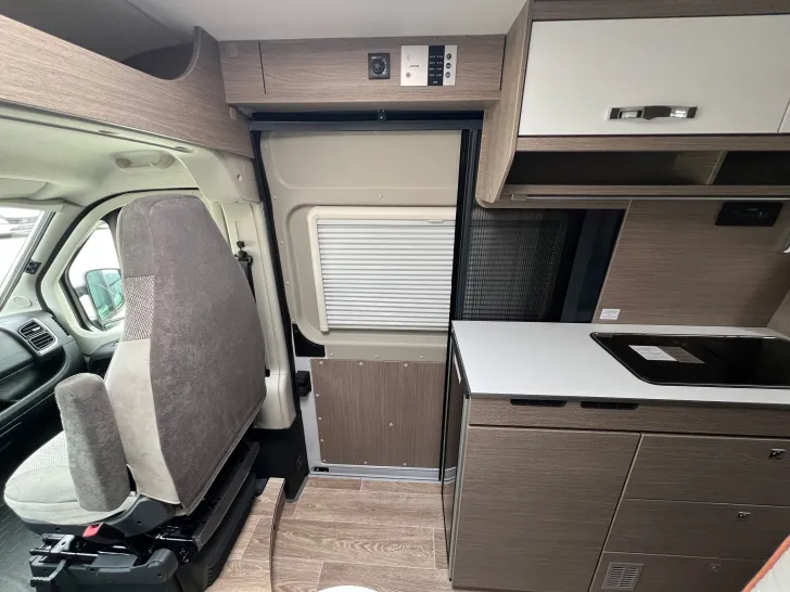 Fahrzeugbild Pössl D-Line 2Win S Plus #37