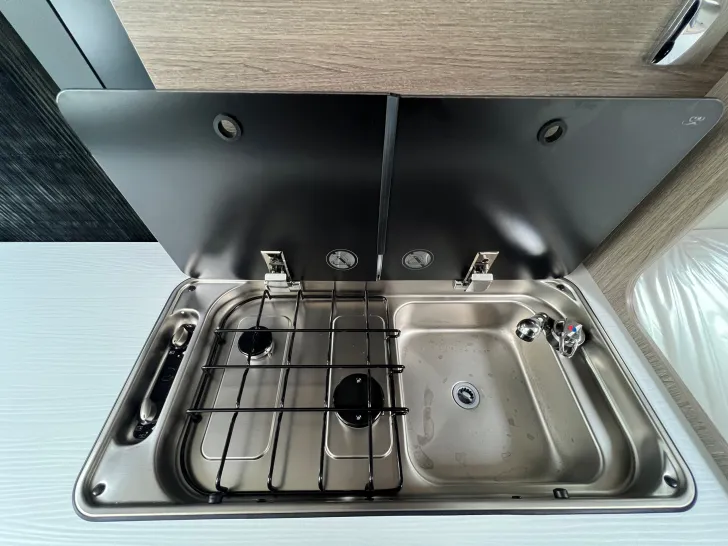 Fahrzeugbild Pössl D-Line 2Win S Plus #43