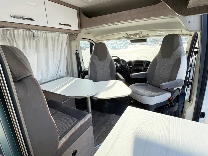 Fahrzeugbild Pössl D-Line 2Win R S Plus #31