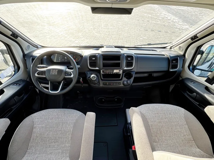 Fahrzeugbild Pössl D-Line 2Win R S Plus #38