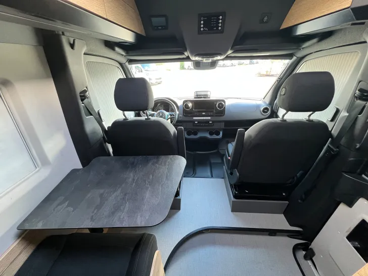 Fahrzeugbild Pössl X-Line Roadstar XT 4x4 #21