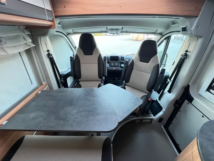 Fahrzeugbild Pössl H-Line Summit 600 Plus #22