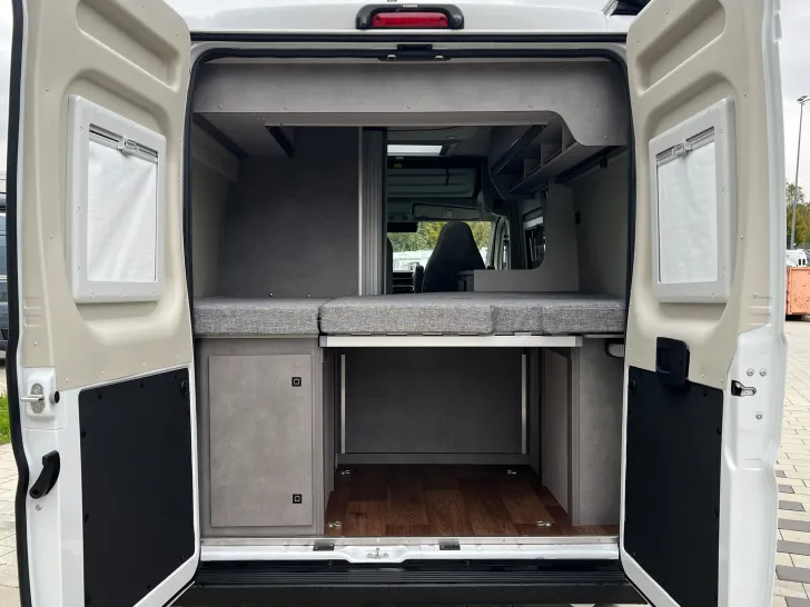 Fahrzeugbild Pössl H-Line Summit Shine 540 R #13