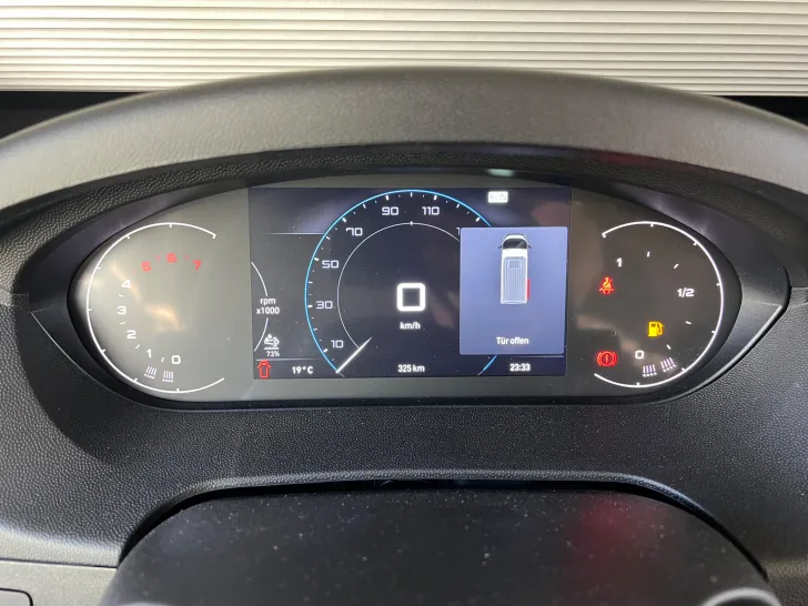 Fahrzeugbild Pössl H-Line Summit 600 #28