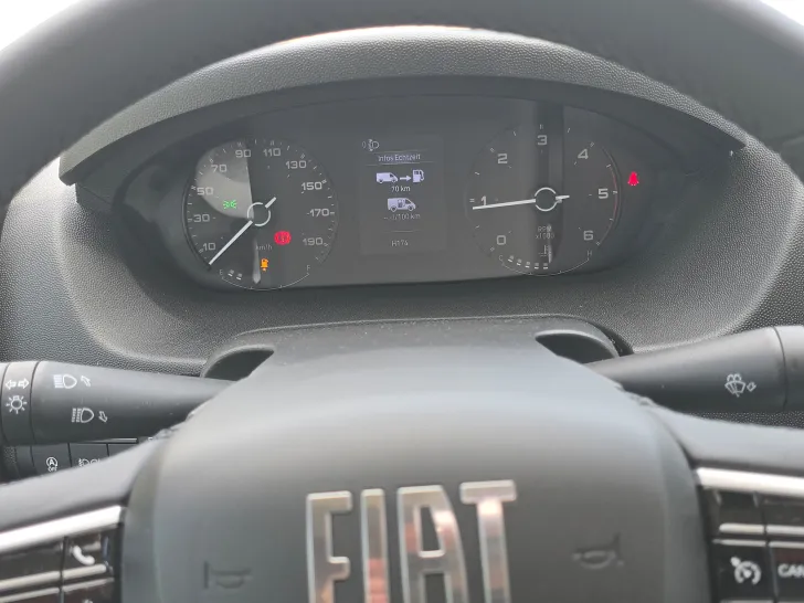Fahrzeugbild Glücksmobil TEILINTEGRIERTE 741 EB Dethleffs Just Camp T6812 EB #30