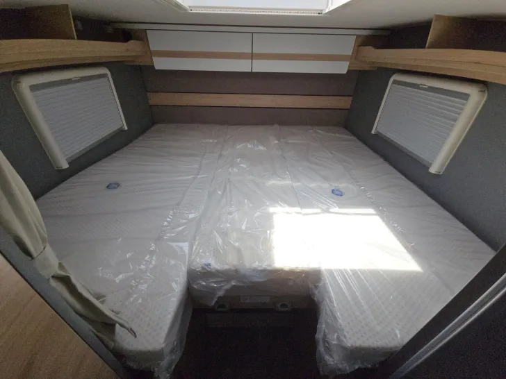 Fahrzeugbild Glücksmobil TEILINTEGRIERTE 741 EB Dethleffs Just Camp T6812 EB #48