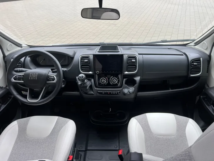 Fahrzeugbild Glücksmobil TEILINTEGRIERTE 691 EB #23