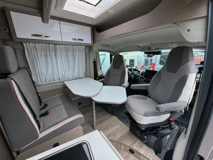 Fahrzeugbild Pössl D-Line 2Win Plus #40