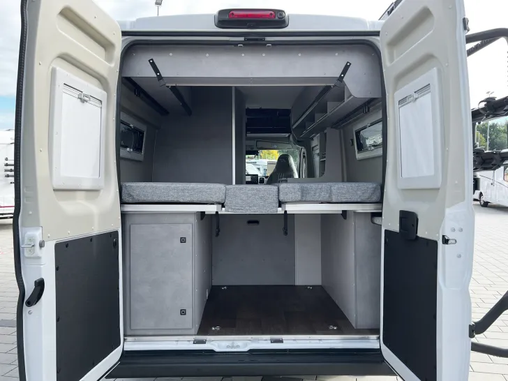Fahrzeugbild Pössl H-Line Summit Shine 640 #14