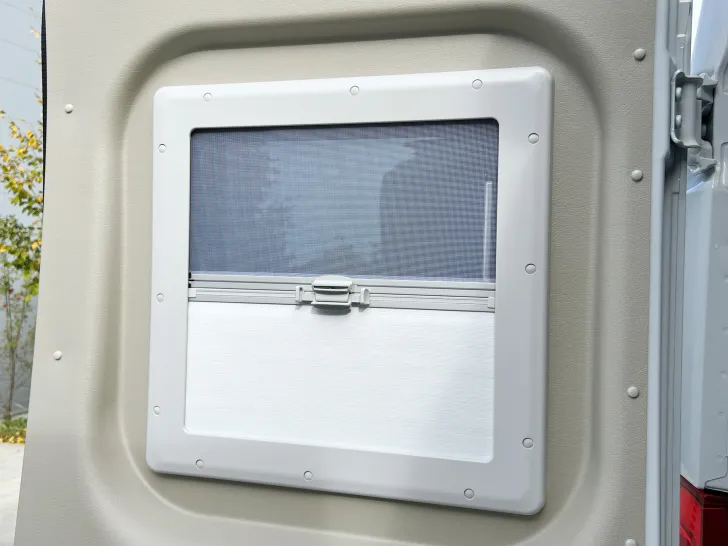 Fahrzeugbild Pössl H-Line Summit Shine 640 #15