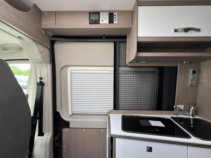 Fahrzeugbild Pössl D-Line 2Win R Plus #34