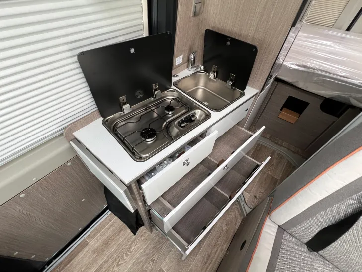 Fahrzeugbild Pössl D-Line 2Win R Plus #36