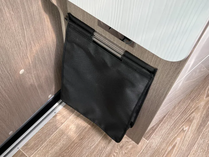 Fahrzeugbild Pössl D-Line 2Win R Plus #40