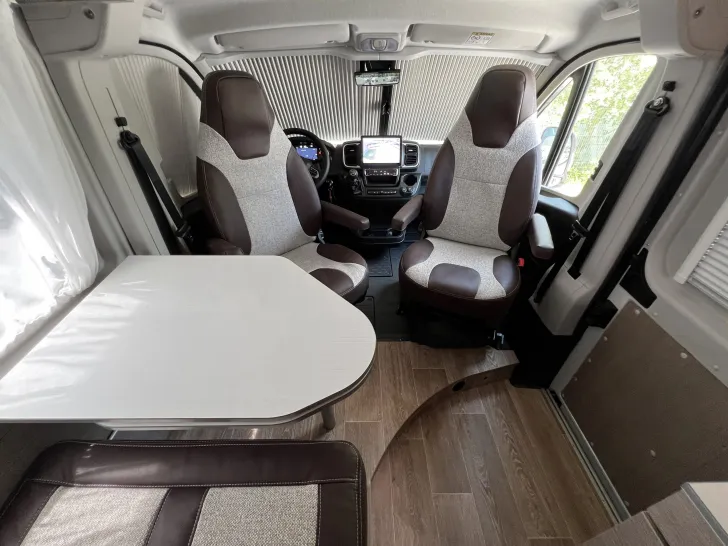 Fahrzeugbild Pössl D-Line 2Win S Plus #25