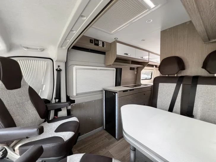 Fahrzeugbild Pössl D-Line 2Win S Plus #37