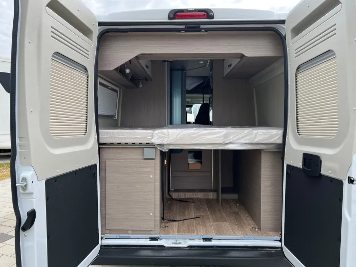 Fahrzeugbild Pössl D-Line 2Win R Plus #13