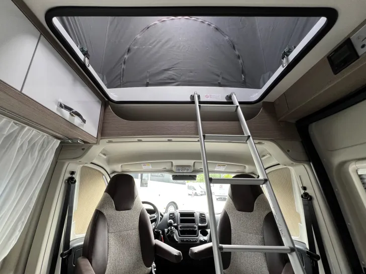Fahrzeugbild Pössl D-Line 2Win R Plus #23