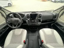 Fahrzeugbild Glücksmobil TEILINTEGRIERTE 741 EB #23