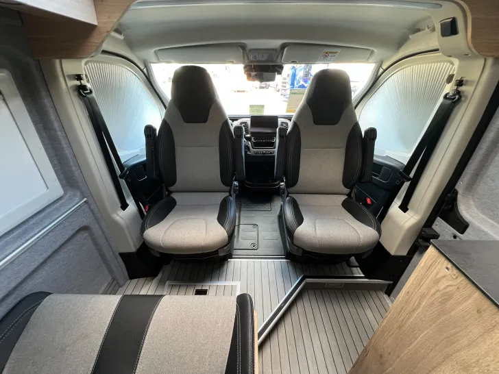 Fahrzeugbild Clever Select Line SPIRIT 600 #23