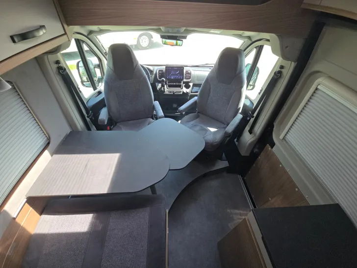 Fahrzeugbild Pössl D-Line 2Win S #24