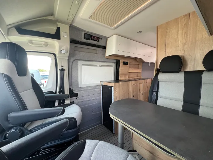 Fahrzeugbild Clever Van Celebration #36