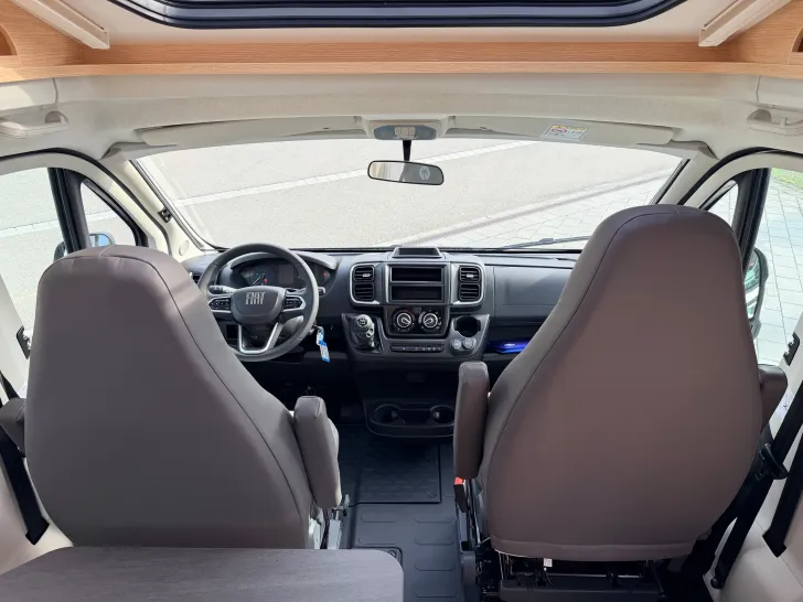 Fahrzeugbild Sunlight VAN ADVENTURE ED V 60 * 7.332,- sparen! * #22