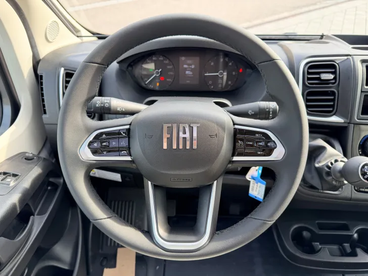 Fahrzeugbild Sunlight VAN ADVENTURE ED V 60 * 7.332,- sparen! * #28