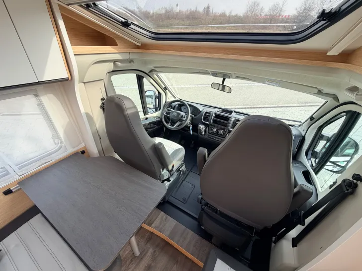 Fahrzeugbild Sunlight VAN ADVENTURE ED V 60 * 7.332,- sparen! * #33