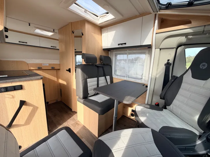 Fahrzeugbild Sunlight VAN ADVENTURE ED V 60 * 7.332,- sparen! * #48