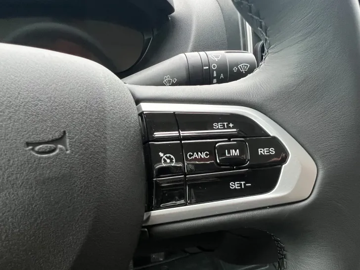 Fahrzeugbild Pössl D-Line 2Win R Plus #25