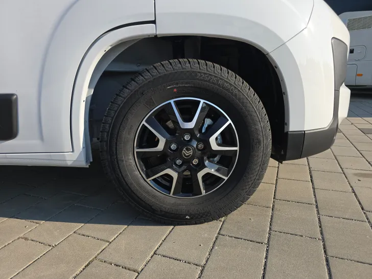 Fahrzeugbild Pössl D-Line 2Win R Plus #21