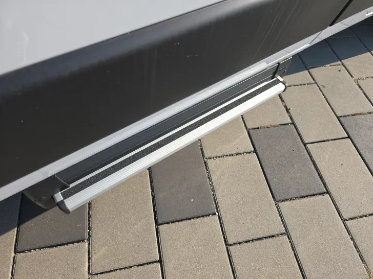 Fahrzeugbild Pössl D-Line 2Win R Plus #23
