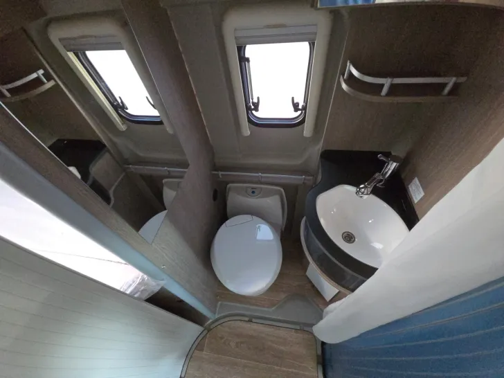 Fahrzeugbild Pössl D-Line 2Win R Plus #49