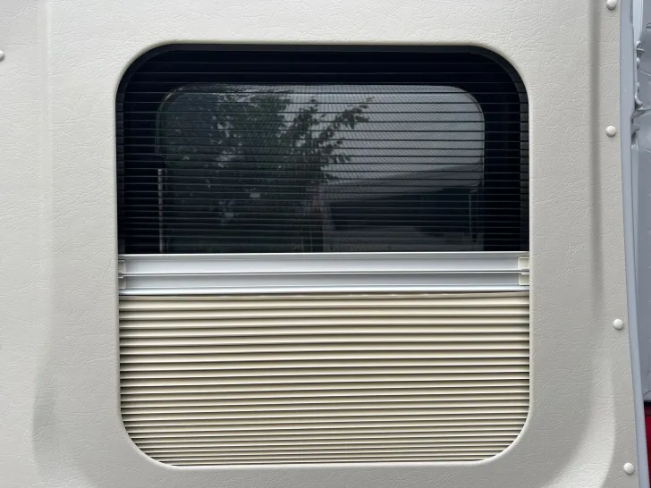 Fahrzeugbild Pössl D-Line 2Win S Plus #17