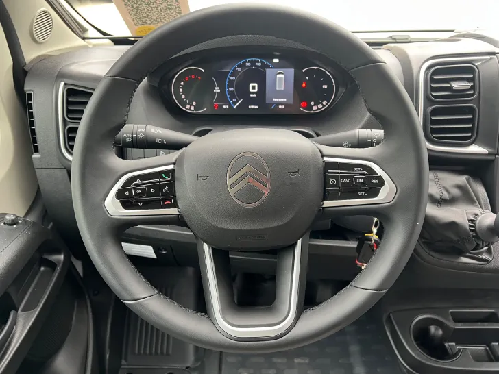 Fahrzeugbild Pössl D-Line 2Win S Plus #28