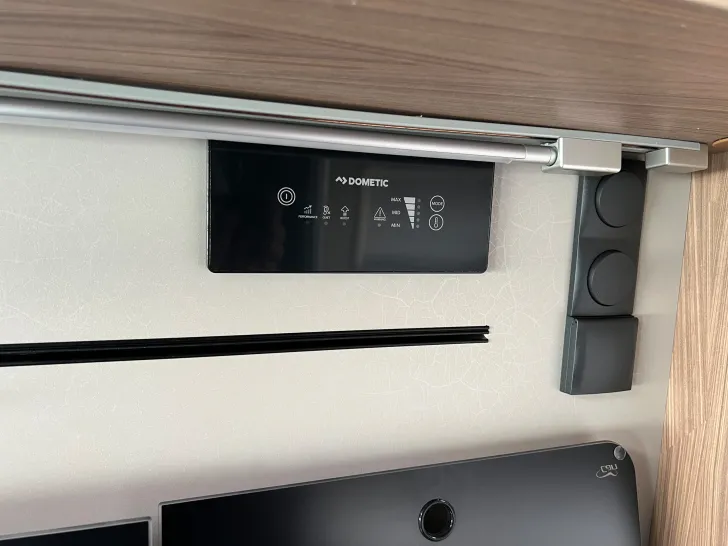 Fahrzeugbild Pössl D-Line 2Win R S Plus #44