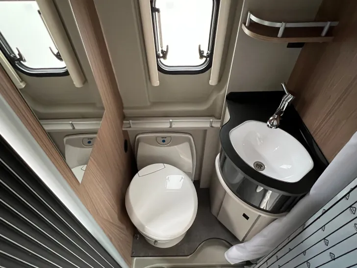 Fahrzeugbild Pössl D-Line 2Win R S Plus #47