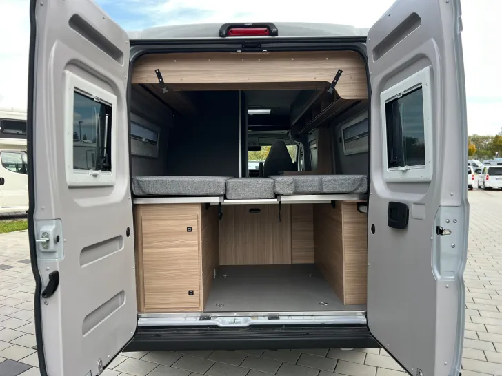 Fahrzeugbild Pössl H-Line Summit Shine 600 L Elegance #10