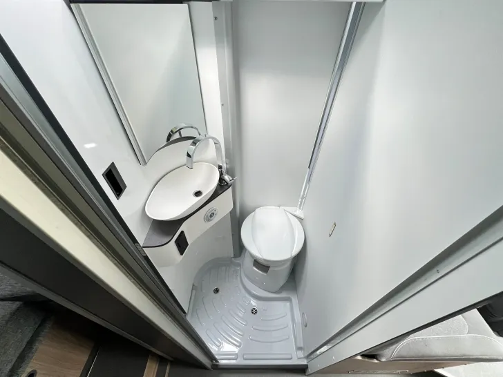 Fahrzeugbild Pössl H-Line Summit Shine 600 L Elegance #48