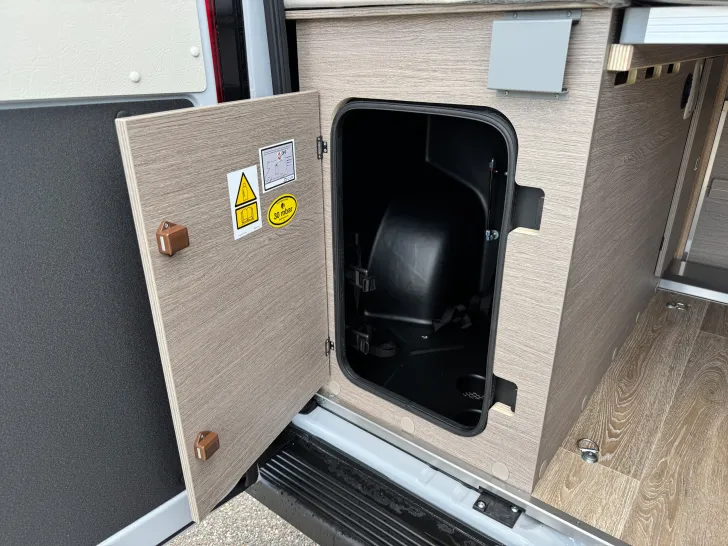 Fahrzeugbild Pössl D-Line 2Win Plus #14