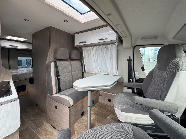 Fahrzeugbild Pössl D-Line 2Win Plus #33