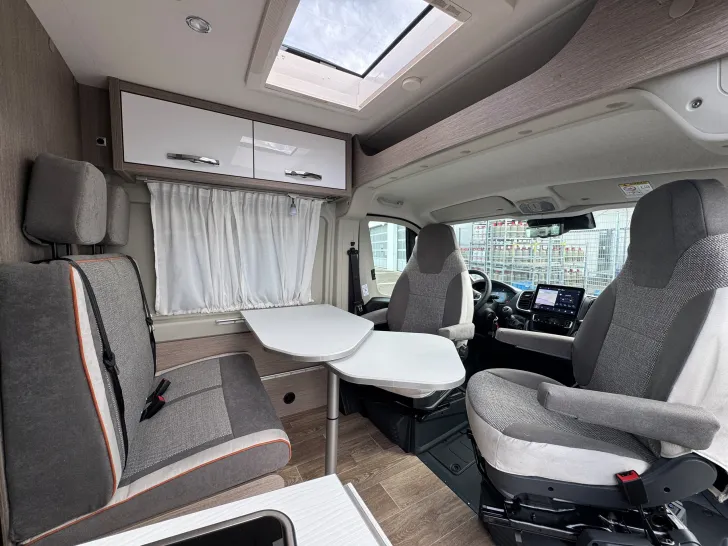 Fahrzeugbild Pössl D-Line 2Win Plus #35