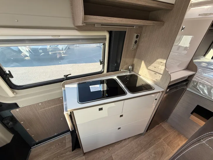 Fahrzeugbild Pössl D-Line 2Win Plus #25