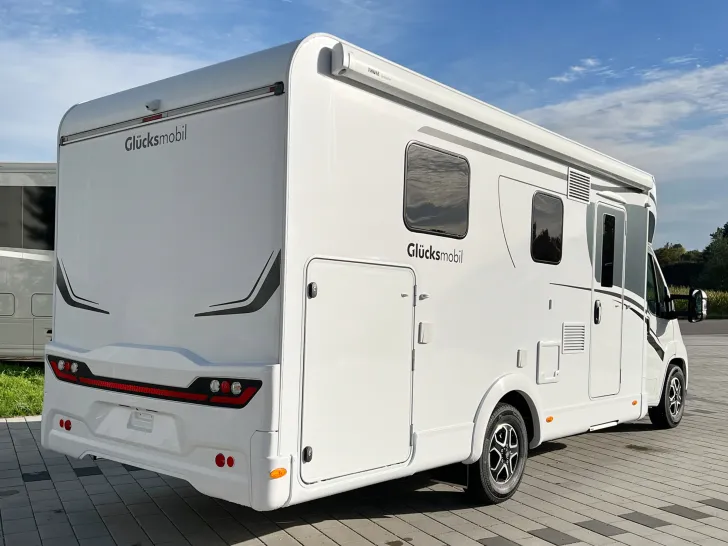 Fahrzeugbild Glücksmobil TEILINTEGRIERTE 741 DBM #13