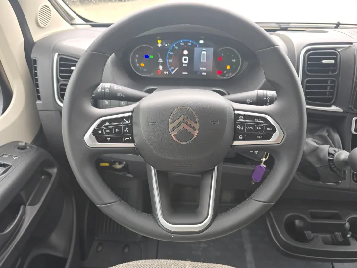 Fahrzeugbild Pössl D-Line 2Win R S Plus #28