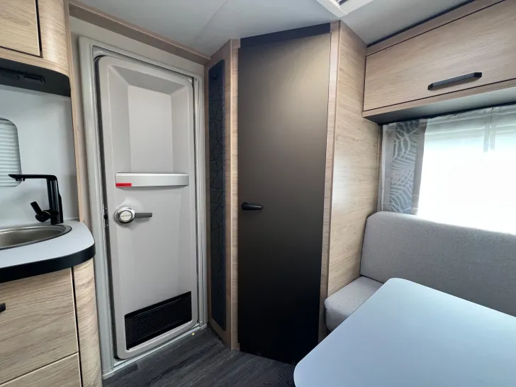 Fahrzeugbild Weinsberg CaraOne 390 QD #19