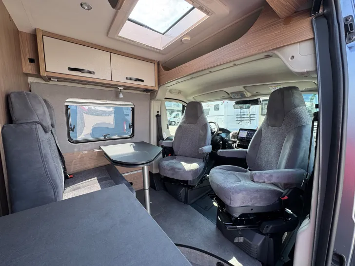 Fahrzeugbild Pössl D-Line 2Win S Plus #33